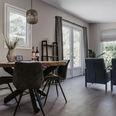 Chalet Luxe Chalet Voorzien Van Alle Gemakken @veluwe Putten